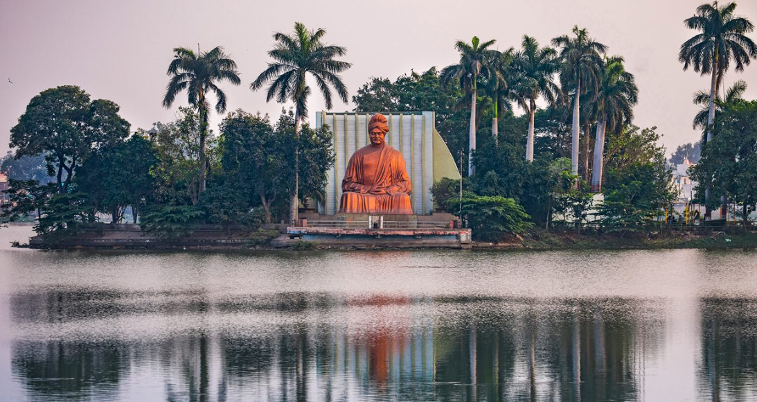 Swami Vivekanand Sarovar (Budha Talab), Raipur, Chhattisgarh - Vushii.com